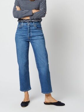 Levi's Ribcage straight High Rise Straight Leg Jeans in Medium Blue